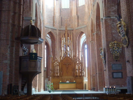 Riga - ...im Innern der Petrikirche...