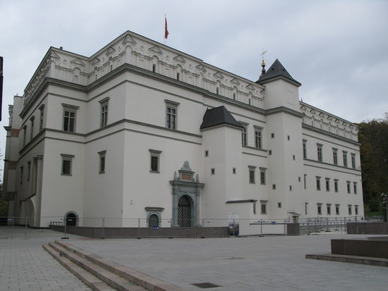 Vilnius - ...das restaurierte Schloss...