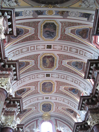 Posen - ...das Deckengewölbe...