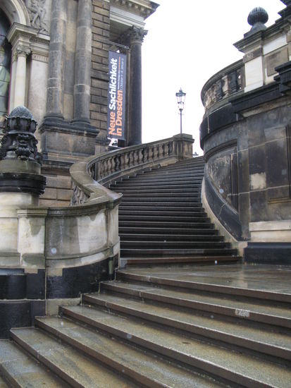 Dresden - ...Aufgang zu den Brühlschen Terrassen...