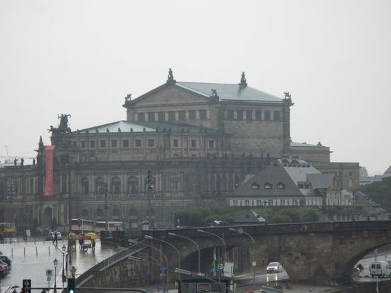 Dresden - ...die Semper-Oper...