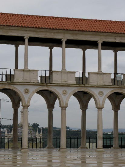 Auch hier hätte es einen wunderschönen Ausblick gegeben... die Beamten des Museums haben aber grad Mittagspause und Siesta...