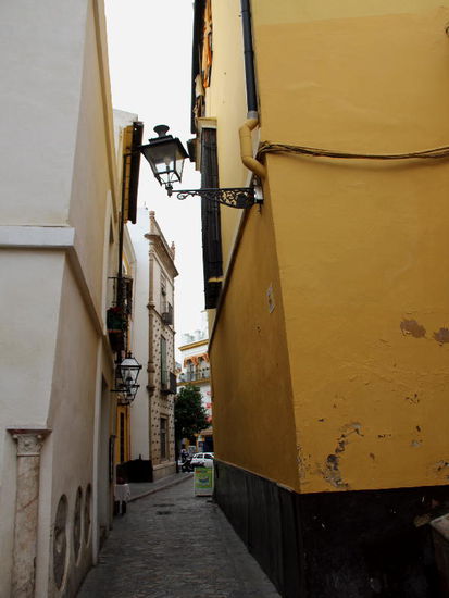 Im Barrio de Santa Cruz, dem ehemaligen Judenviertel (Juderia)...
