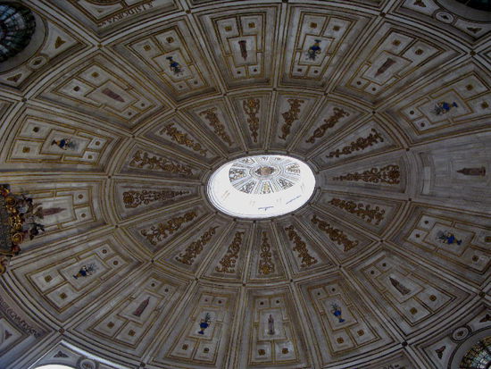 Sehr speziell - die ovale Kuppel...