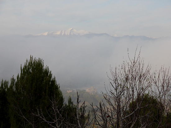 In Boltãna finden wir einen CP; wir sind praktisch alleine hier; um 17.00h noch 10 °C...