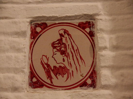 Modernes Design für "Mann oder Frau muss mal..."