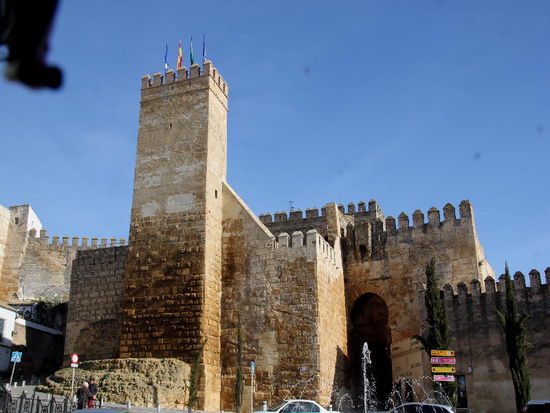 Wir durchfahren Dörfer...