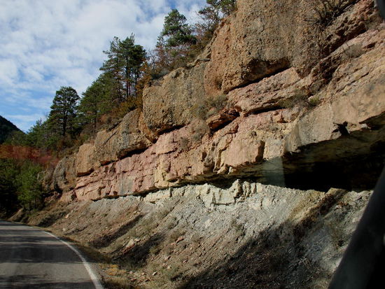 Wir entdecken immer wieder spannende Felsformationen...