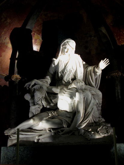 Ausdrucksvolle Pietà...