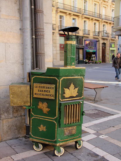 eleganter Marroniofen...