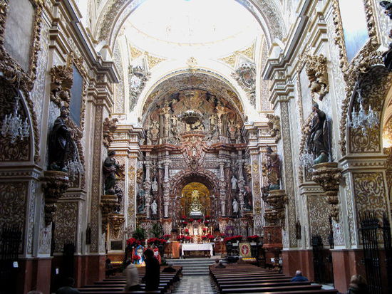 Diese Kirche ist uns eindeutig zu überladen...