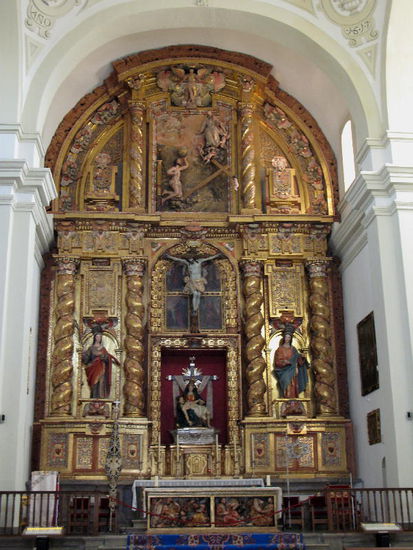 In der Kirche "Santa Maria de la Alhambra"; sie wurde auf dem Grund der ehemaligen Moschee errichtet...