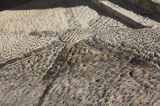 Hübsche Pflästerungen...