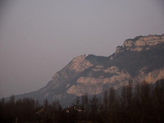 Ursprünglich wollten wir bis Lyon fahren, die Strassen waren trocken, die Sicht gut...