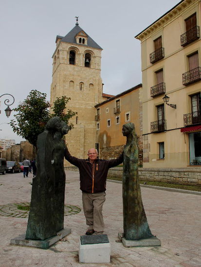 Freundlich Begrüssung durch drei Mädchen...