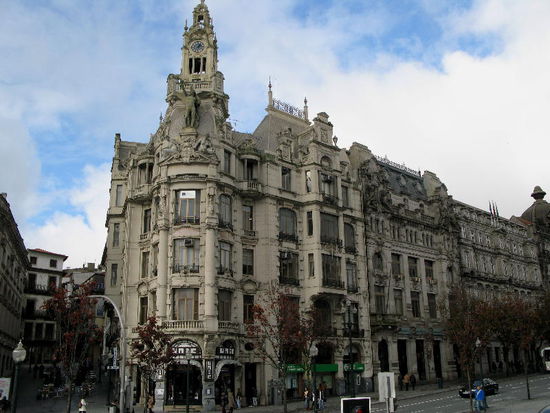 An der Praça de Commércio...