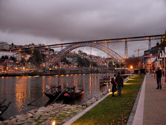 Wir geniessen die Lichter der Stadt...