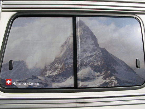 ...das Matterhorn in Zermatt! Wir freuen uns natürlich auf gute Kontakte und Begegnungen zur jeweiligen Bevölkerung und sind gleichzeitig guter Hoffnung, ein positives Zeichen für die Schönheiten der Schweiz in Nord- und Südamerika setzen zu können.