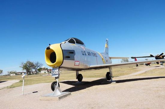 Eine "F-86 Sabre"...