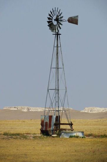 Für kühles Nass wird mit Windpumpen gesorgt...