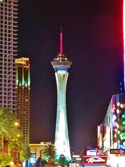 Der Stratoshpere Tower...