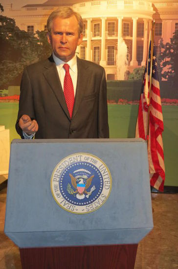 Es ist ruhig um ihn... George W. Bush...