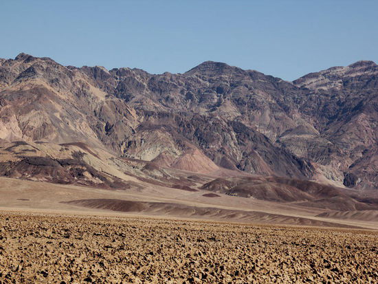 Es ist zwar die trockenste Gegend der USA, aber wenn's mal regnet, da stürzt das Wasser durch die Canyons in die Tiefe...