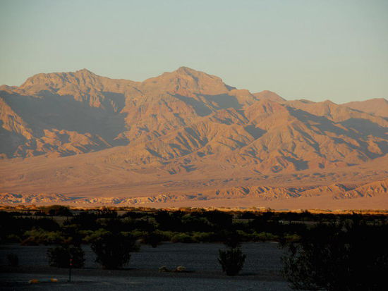 Herrlich warmer Abend... - aber um halb sieben ist es bereits finster...
