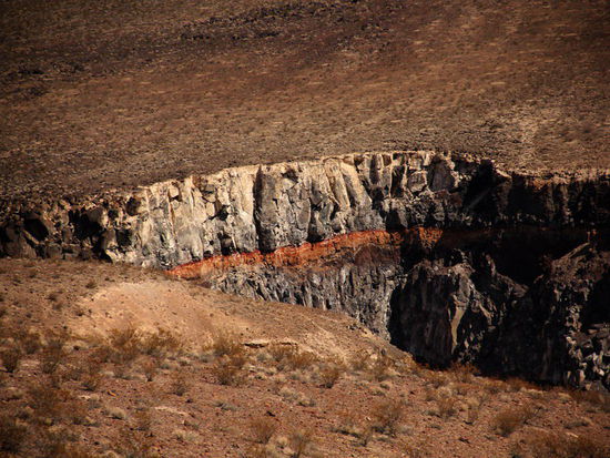 Verschiedene Schichten des Vulkans...