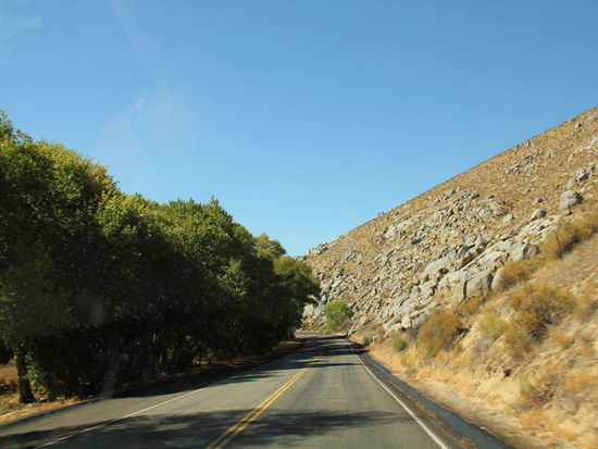 Wir geniessen die Fahrt Richtung Kernville...