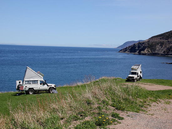 Stelldichein der Zwillinge...! Eva und Lukas aus Solingen sind hier auch unterwegs und fahren in etwa die selbe Strecke wie wir...; per Mail wussten wir schon vorher, dass sie unterwegs sein würden...
