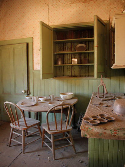 In einem Wohnhaus...