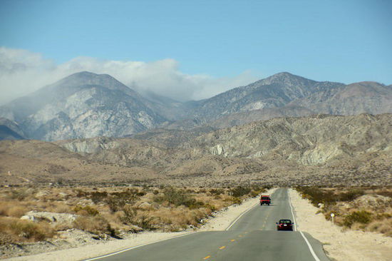 Wir fahren in die Berge...