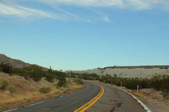 Ach so, eine Abräumhalde einer Kupfermine...