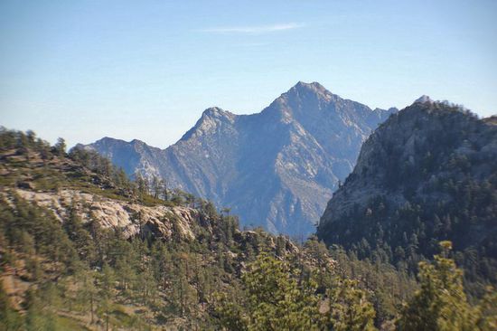 Um halb 10 starten wir zum Observatorium auf 2800 m Höhe...