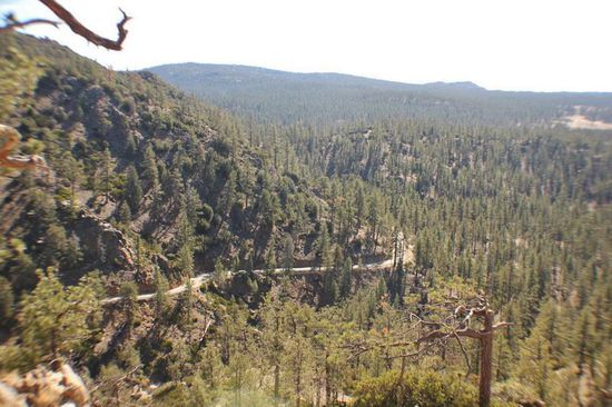 Für uns wird es Zeit zurückzufahren...; immerhin sind es knapp 80 km zurück bis zur Weggabelung...
