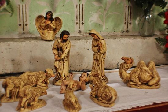 Die Kirche wird im Moment weihnachtlich dekoriert...