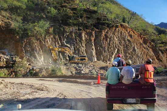 Erneutes Warten in einer Baustelle bis der Weg frei ist...