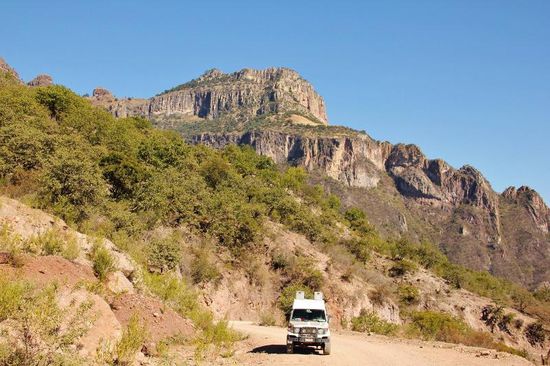 Und über uns sind einige Berge zu überwinden...