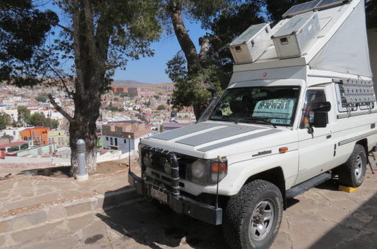 Unser Stellplatz beim Hotel Baruk in Zacatecas...
