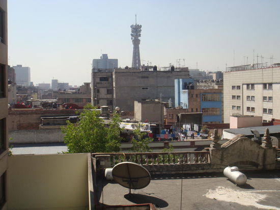 Am andern Morgen - herrlicher Sonnenschein...; ein Blick aus dem Hotelfenster...