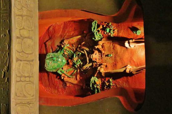 Das Grabmal von "Pakal el Grande"...