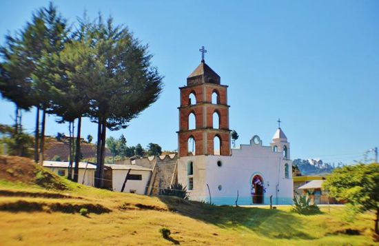 Am andern Morgen fahren wir hinauf zum grossen Parkplatz in El Rosario...