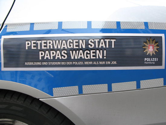 Am Abend fliegen wir zurück nach Basel und erwischen den letzten zug nach Luzern - geschafft!