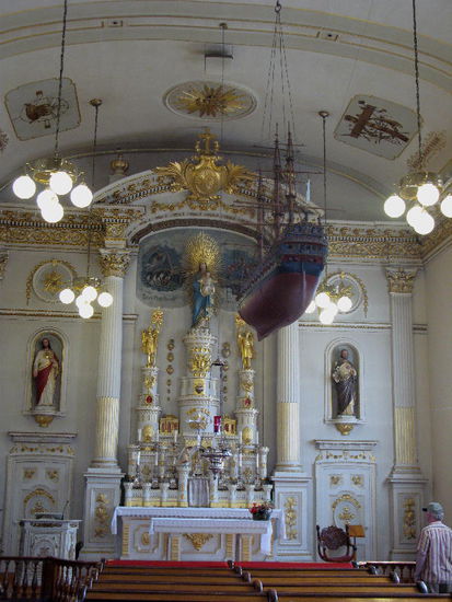 Das wirkliche Kirchenschiff...