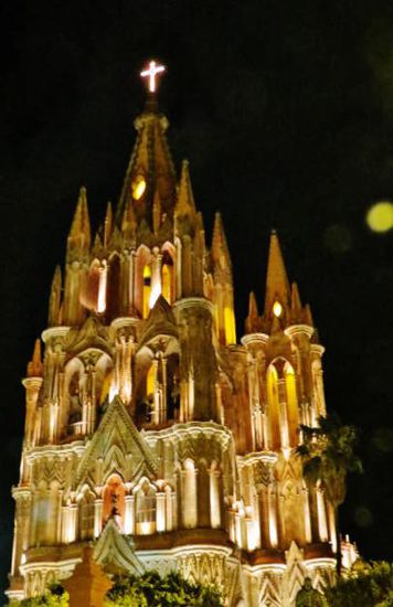 Die Parroquia de San Miguel Arcángel...