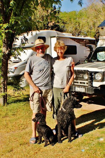 Am Osterdienstag ist es soweit - wir verabschieden uns von Brenda und Wayne,unsern CP-Nachbarn aus Vancouver...