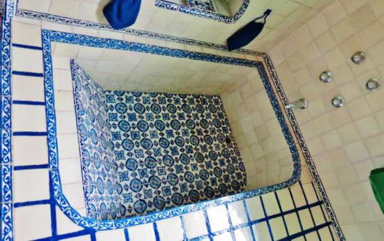 Steig hinab in die Badewanne...