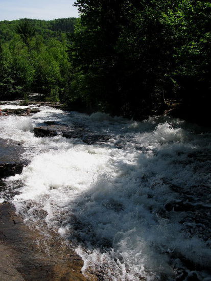 Zu steil ginge es den Bach runter...; nach 3 Stunden sind wir wieder wohlbehalten zum Auto zurückgekehrt...;