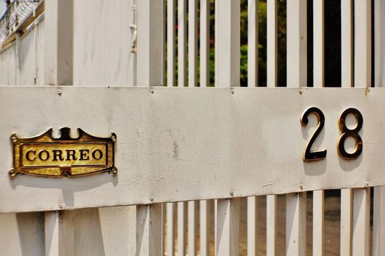 Das ist unsere neue Anschrift hier in Cuernavaca...; wir freuen uns, mit euch einen kurzen Rundgang durch das Haus zu machen...